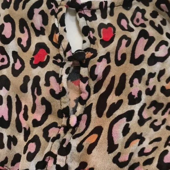 Animal print blouse small - Picture 6 of 8